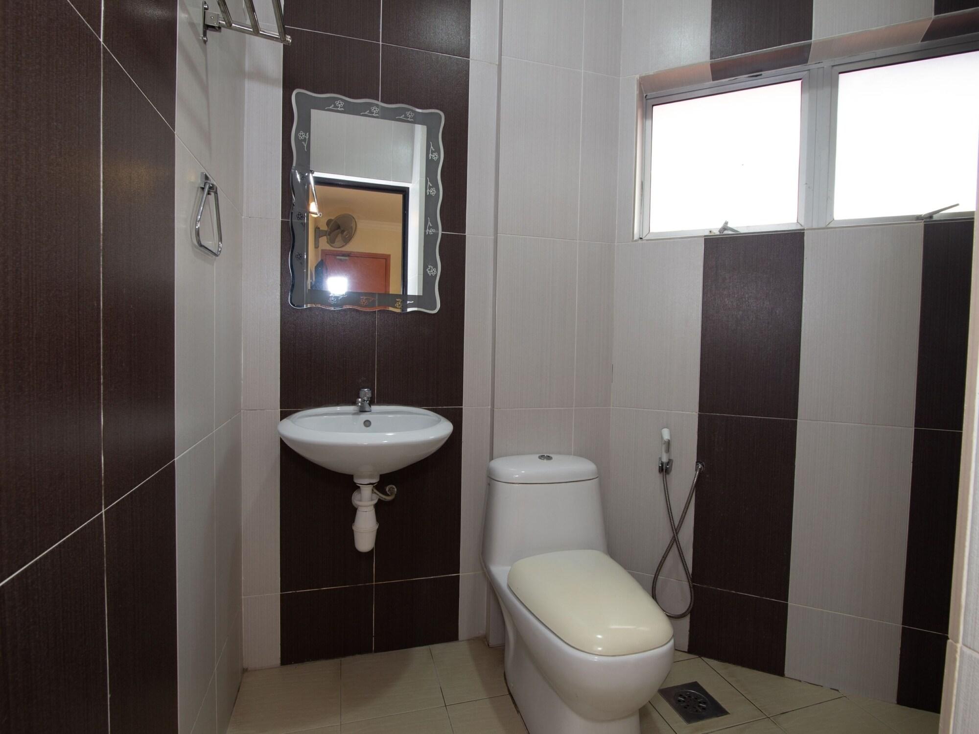 אמפאנג Oyo 424 Kk Inn Hotel מראה חיצוני תמונה