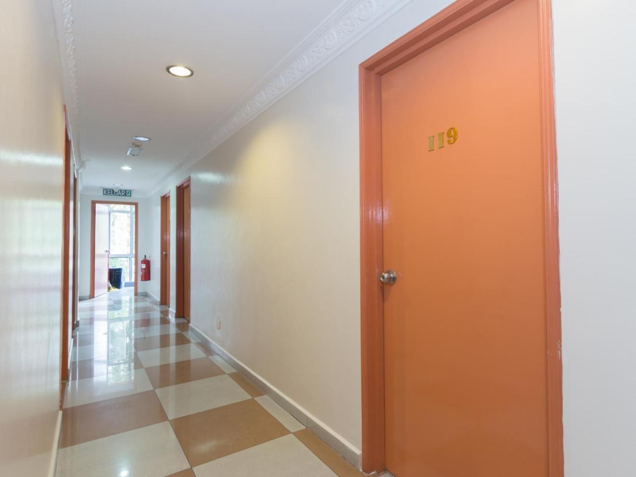 אמפאנג Oyo 424 Kk Inn Hotel מראה חיצוני תמונה